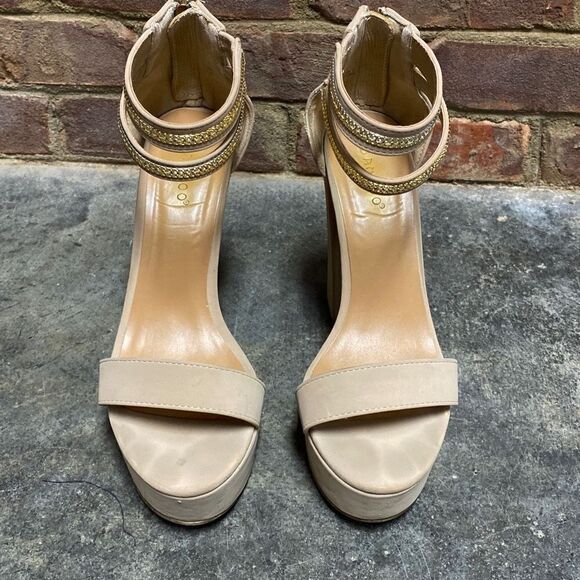 Bamboo Taupe Faux Suede Platform Sandal Block Heel Size 8 - Picture 3 of 12